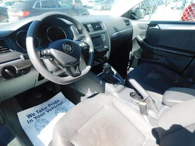 Volkswagen Jetta 2016 - Thumbnail 25