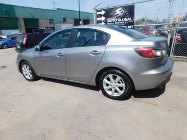 Mazda MAZDA3 2011 - Thumbnail 11