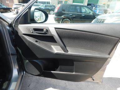 Mazda MAZDA3 2011 - Thumbnail 14