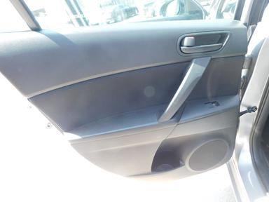 Mazda MAZDA3 2011 - Thumbnail 20