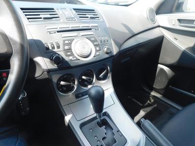 Mazda MAZDA3 2011 - Thumbnail 33