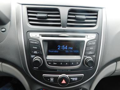 Hyundai Accent 2016 - Thumbnail 34