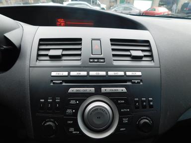 Mazda mazda3 2010 - Thumbnail 31