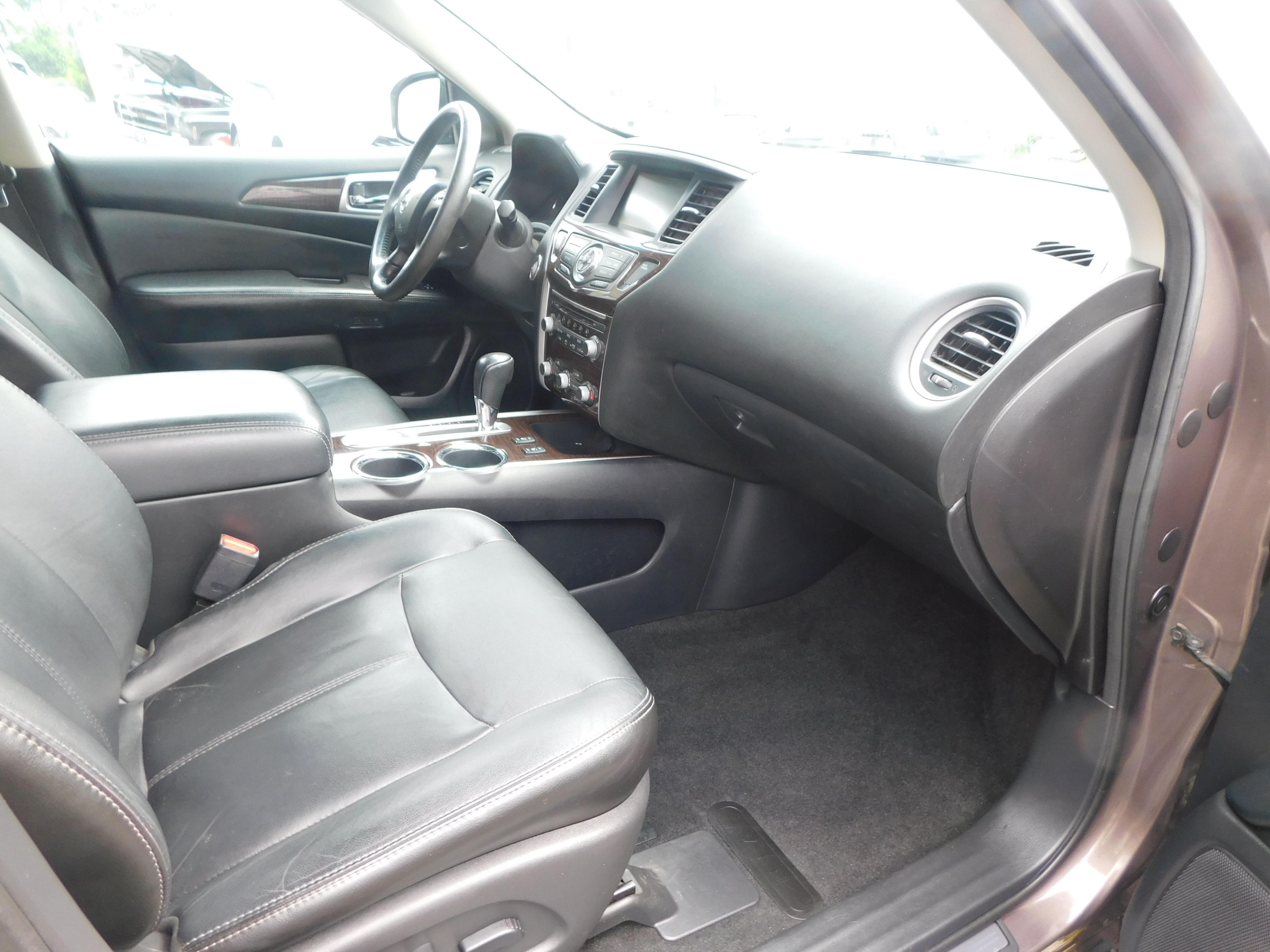 Nissan Pathfinder 2013 - Image 18