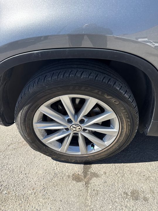 Volkswagen Tiguan 2015 - Image 9