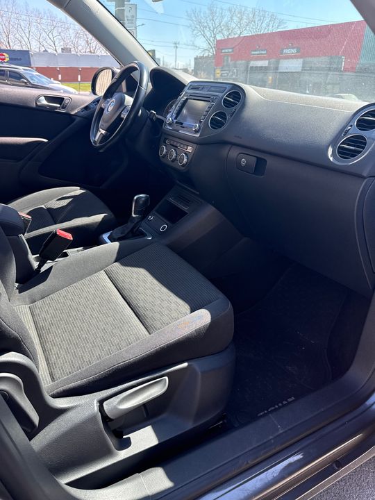 Volkswagen Tiguan 2015 - Image 11