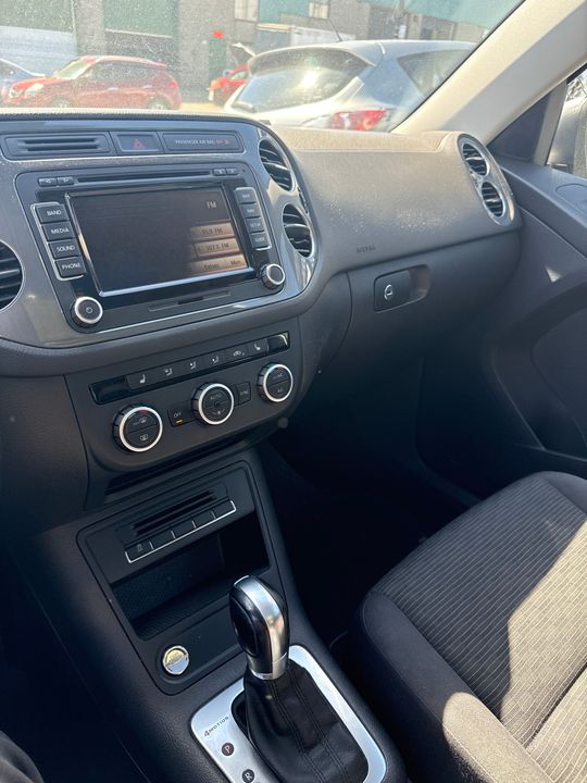 Volkswagen Tiguan 2015 - Image 27