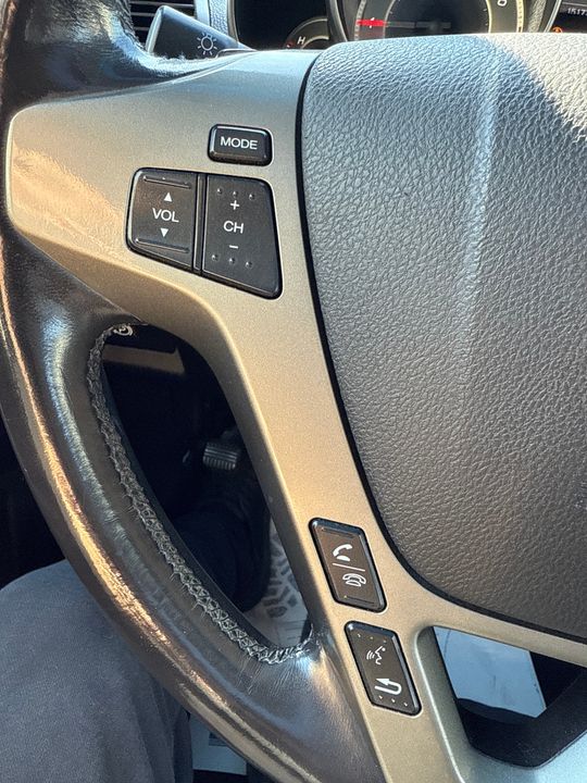 Acura MDX 2013 - Image 22