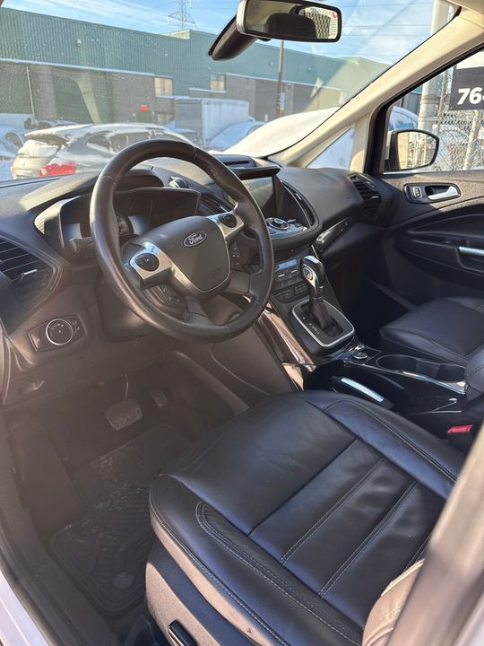 Ford C-Max Energi 2017 - Image 15