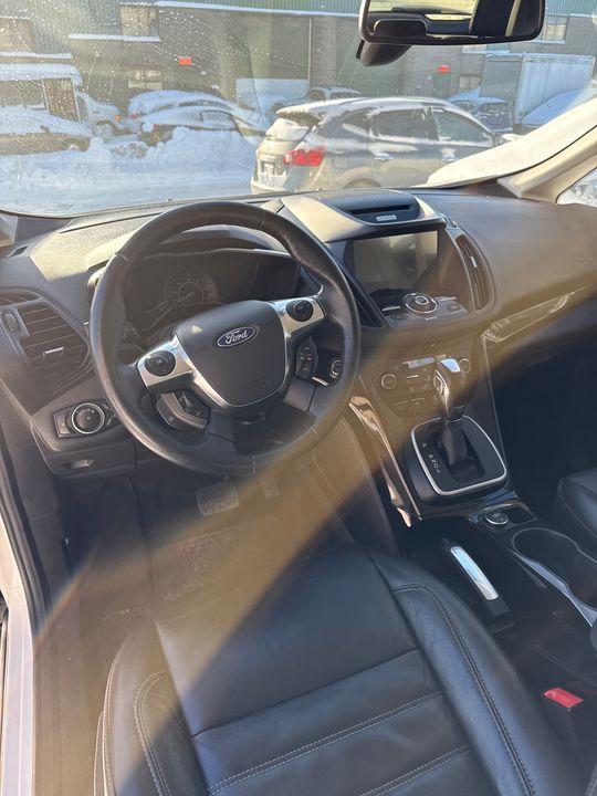 Ford C-Max Energi 2017 - Image 16