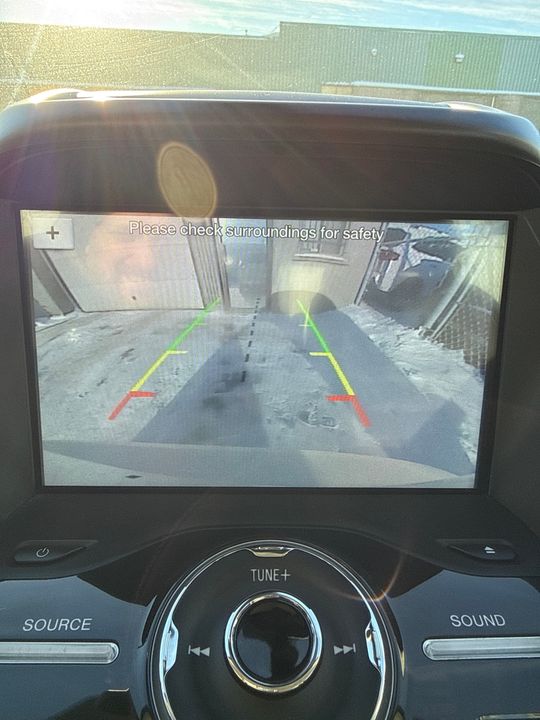 Ford C-Max Energi 2017 - Image 25