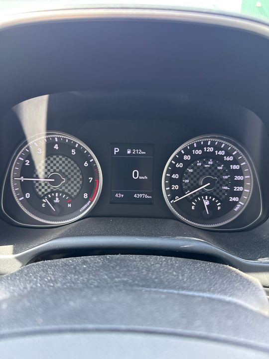 Hyundai Elantra 2020 - Image 23