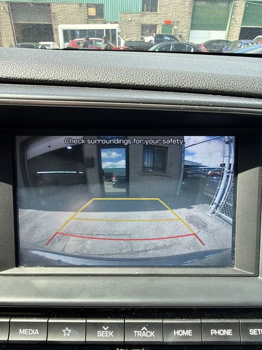 Hyundai Elantra 2020 - Image 25