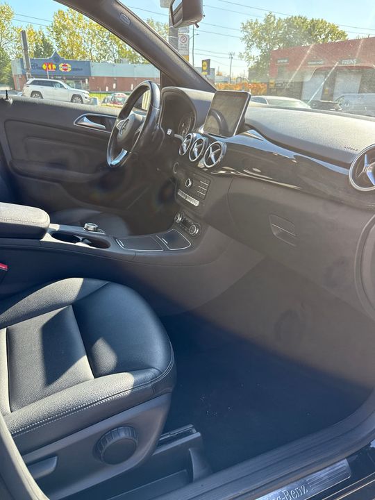 Mercedes-Benz B-Class 2015 - Image 14