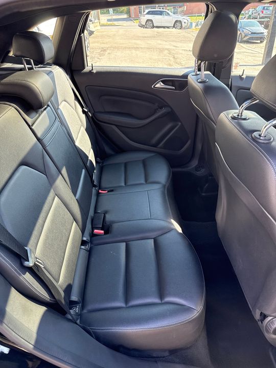 Mercedes-Benz B-Class 2015 - Image 16