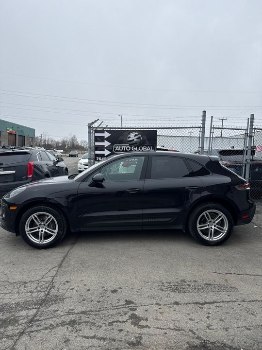 Porsche Macan 2022 - Image 10