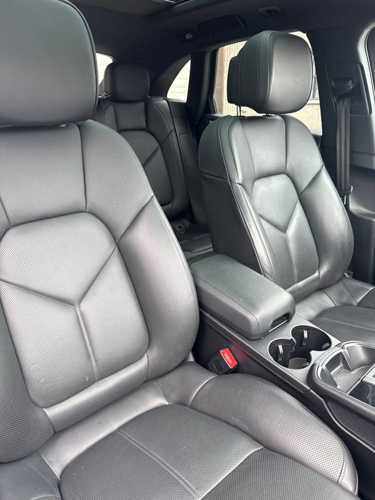 Porsche Macan 2022 - Image 14