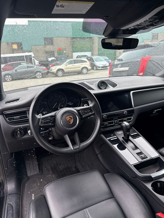 Porsche Macan 2022 - Image 21