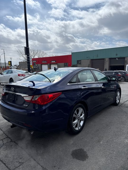 Hyundai Sonata 2013 - Image 4