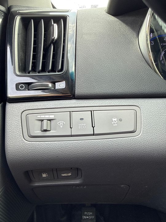 Hyundai Sonata 2013 - Image 24
