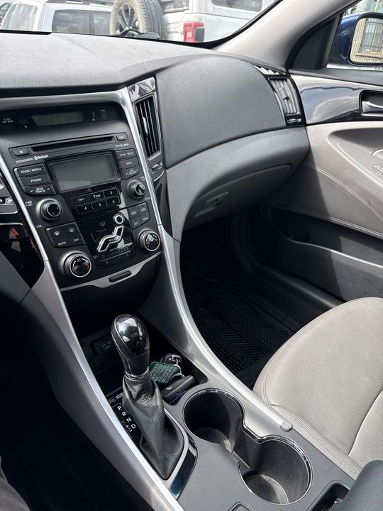 Hyundai Sonata 2013 - Image 28