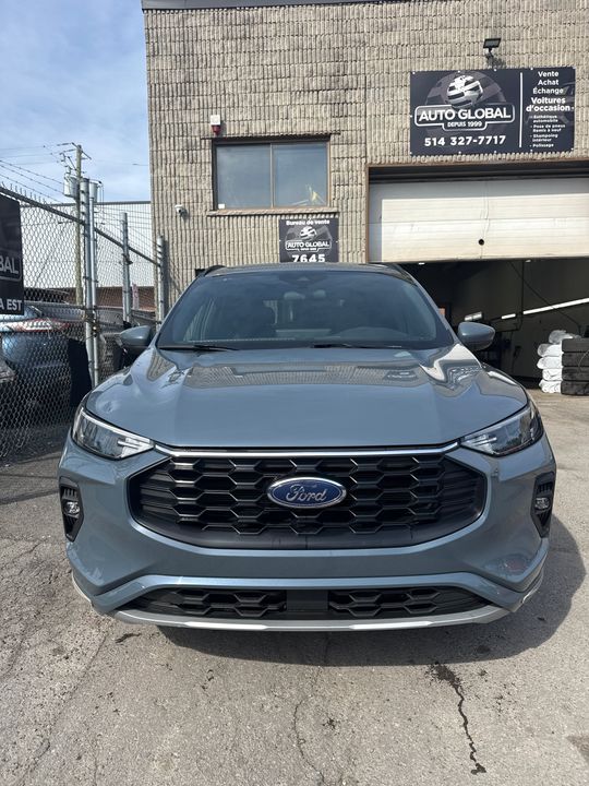 Ford Escape 2023 - Image 2