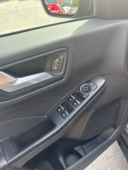 Ford Escape 2023 - Image 20