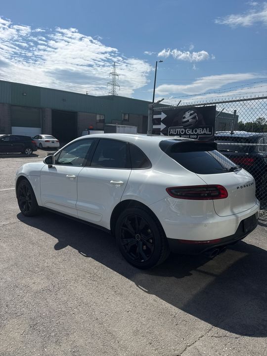 Porsche Macan 2018 - Image 9