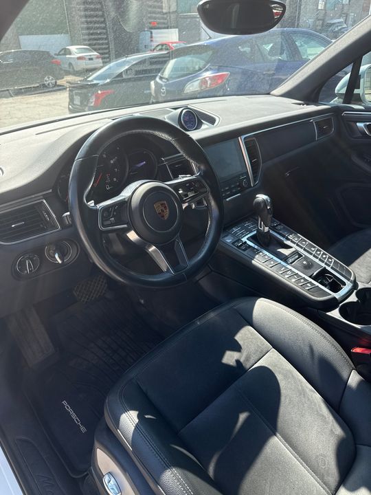 Porsche Macan 2018 - Image 20