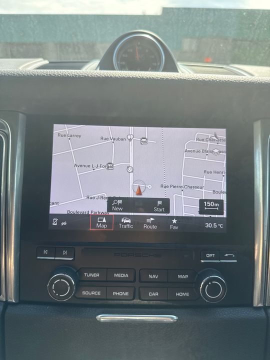 Porsche Macan 2018 - Image 27
