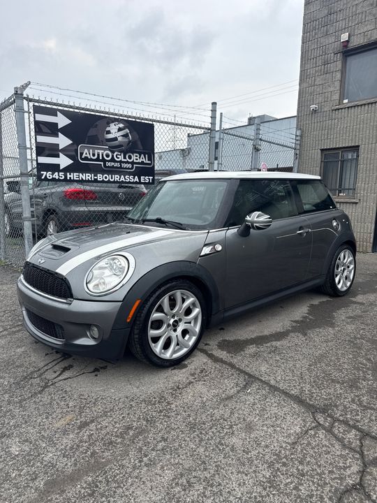 MINI Cooper S 2009 - Image 1