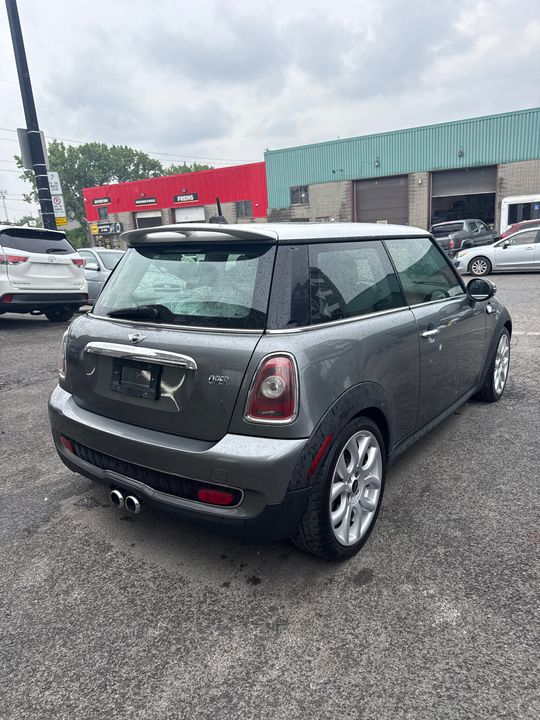 MINI Cooper S 2009 - Image 4