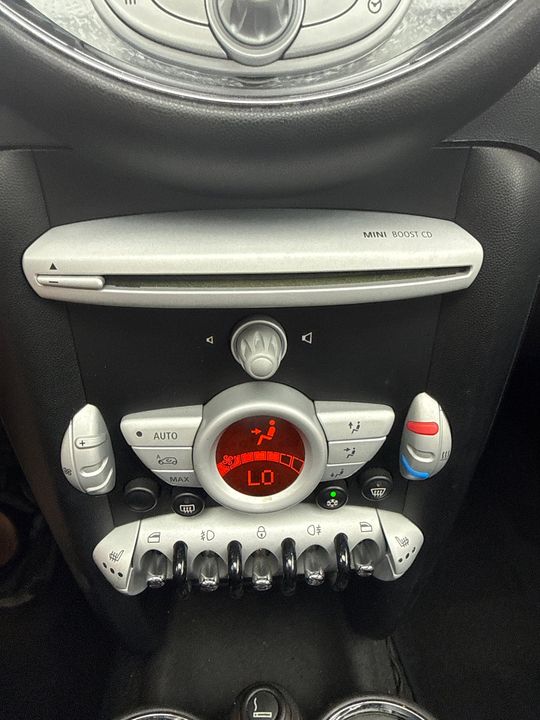 MINI Cooper S 2009 - Image 19