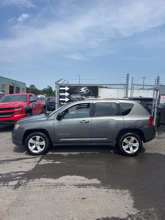 Jeep Compass 2011 - Image 7