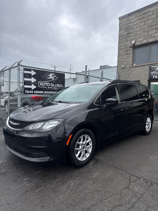 Chrysler Grand Caravan 2021 - Image 1