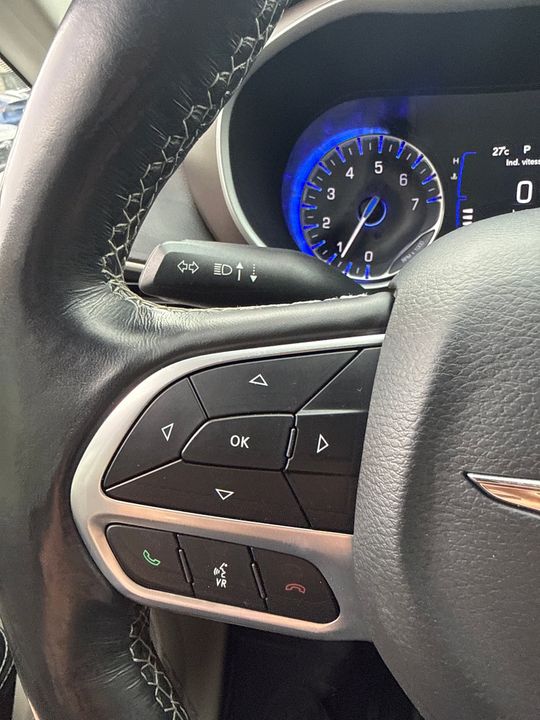 Chrysler Grand Caravan 2021 - Image 22
