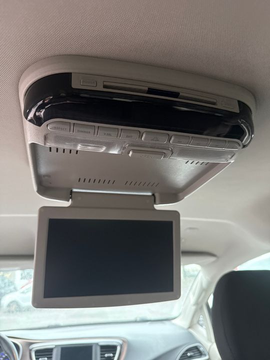 Chrysler Grand Caravan 2021 - Image 30