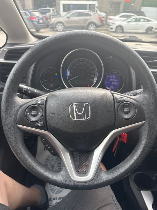 Honda Fit 2016 - Image 18