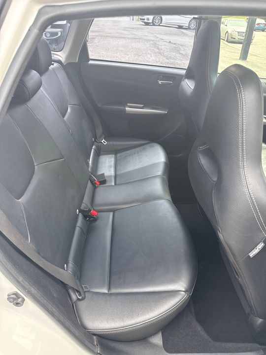 Subaru Impreza 2010 - Image 13