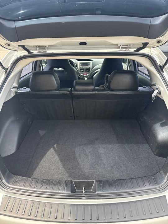 Subaru Impreza 2010 - Image 14