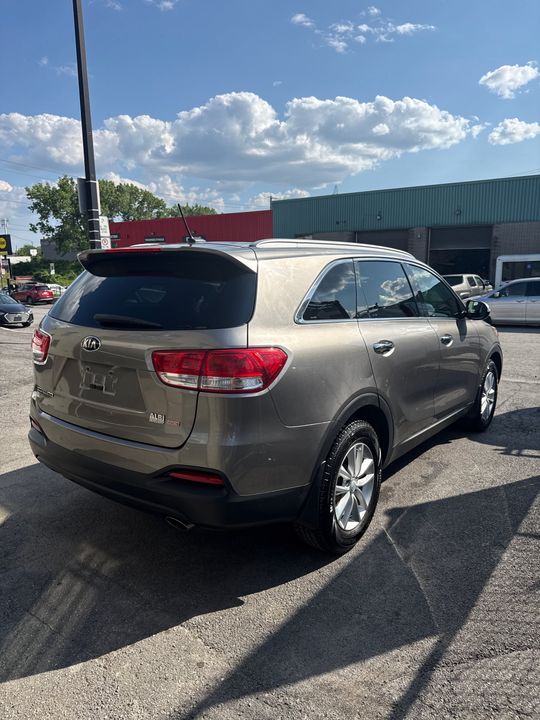 Kia Sorento 2016 - Image 4