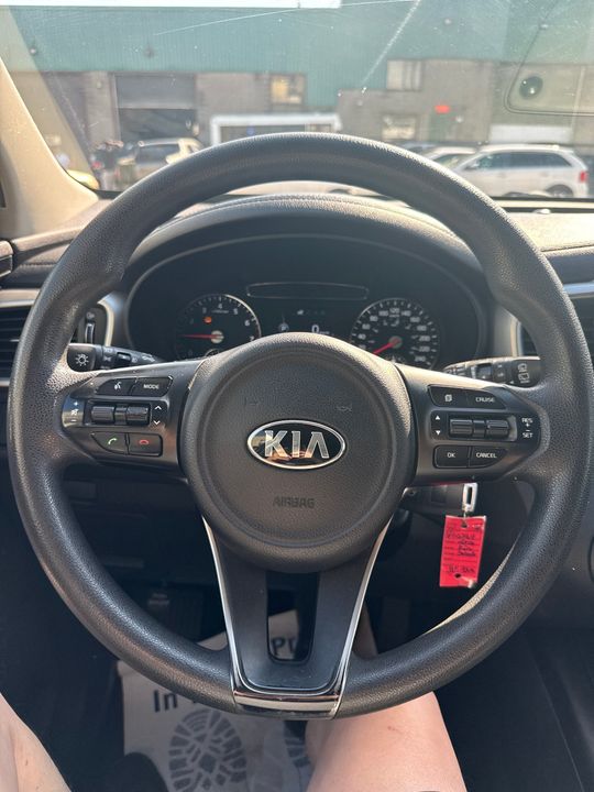 Kia Sorento 2016 - Image 18