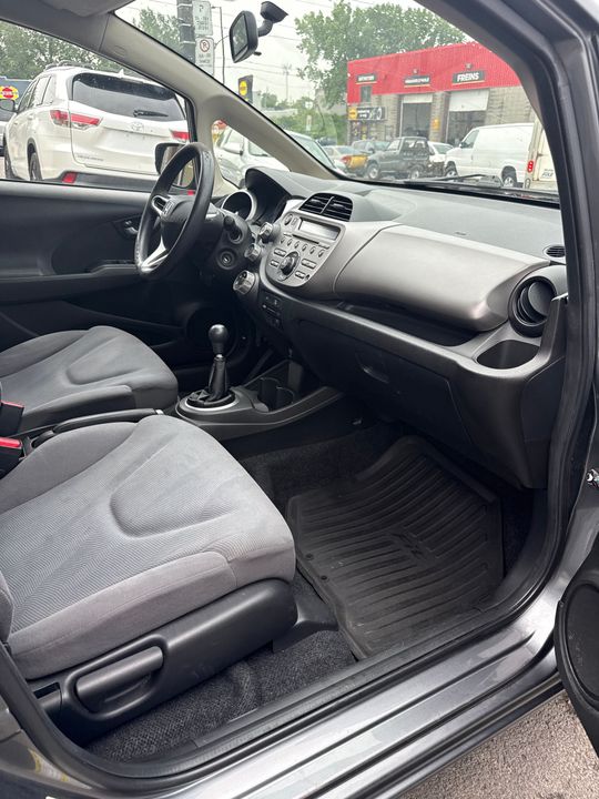 Honda Fit 2014 - Image 9