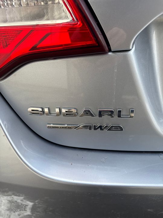 Subaru Legacy 2016 - Image 6