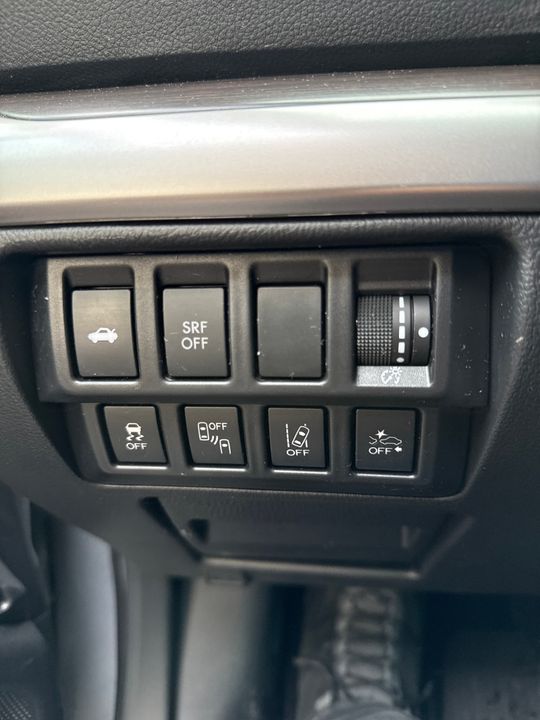 Subaru Legacy 2016 - Image 23