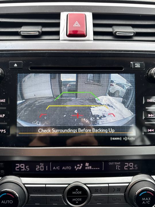 Subaru Legacy 2016 - Image 26