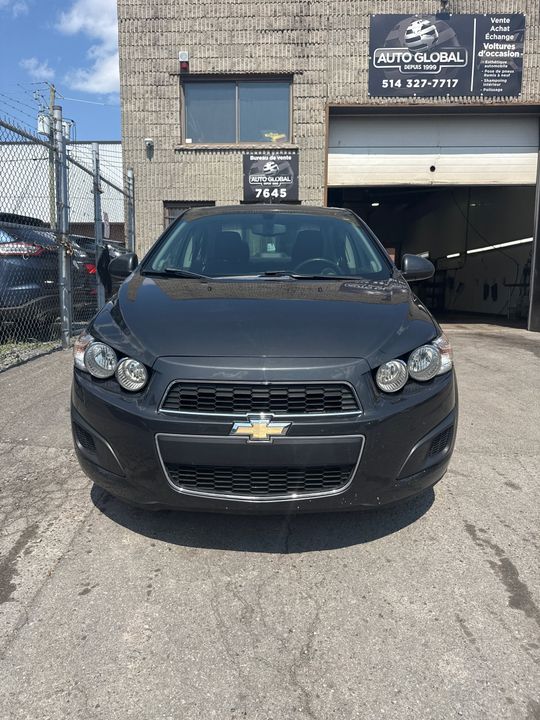 Chevrolet Sonic 2014 - Image 2