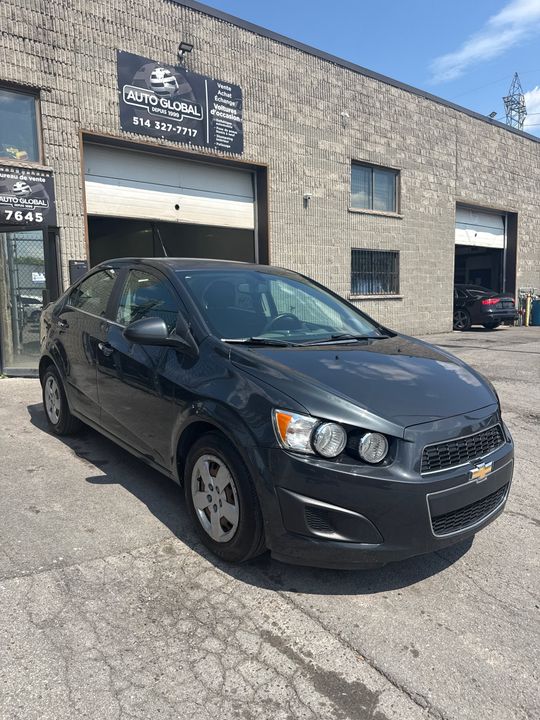 Chevrolet Sonic 2014 - Image 3