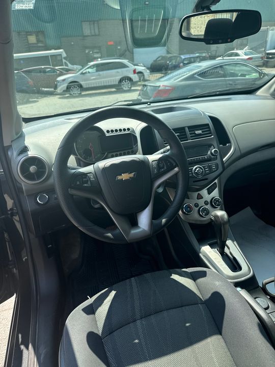 Chevrolet Sonic 2014 - Image 16
