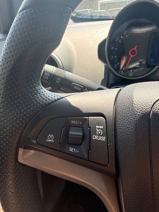 Chevrolet Sonic 2014 - Image 17